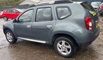DACIA DUSTER 1.5 dCi Laureate SUV 5dr Diesel Manual 4WD Euro 5 (110 ps)