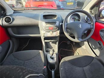 PEUGEOT 107 1.0 12V Urban Hatchback 5dr Petrol 2 Tronic Euro 5 (68 ps)