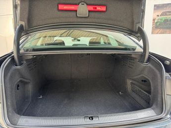 AUDI A4 2.0 TDI 35 Sport Saloon 4dr Diesel S Tronic Euro 6 (s/s) (163 ps