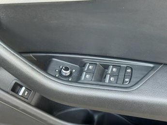 AUDI A4 2.0 TDI 35 Sport Saloon 4dr Diesel S Tronic Euro 6 (s/s) (163 ps