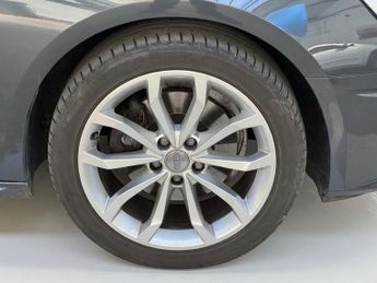 AUDI A4 2.0 TDI 35 Sport Saloon 4dr Diesel S Tronic Euro 6 (s/s) (163 ps