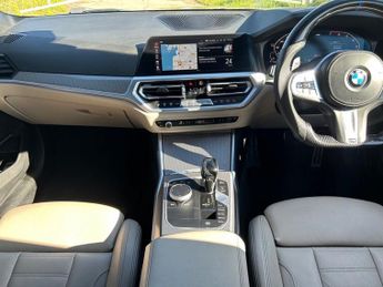 BMW 3 SERIES 2.0 320i M Sport Saloon 4dr Petrol Auto Euro 6 (s/s) (184 ps)