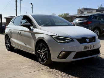 SEAT IBIZA 1.0 TSI FR Sport Hatchback 5 Door Petrol Automatic DSG White Eur