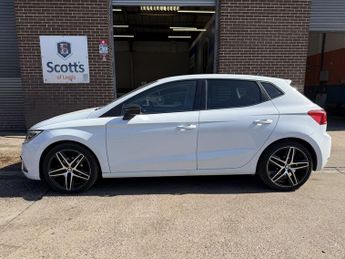 SEAT IBIZA 1.0 TSI FR Sport Hatchback 5 Door Petrol Automatic DSG White Eur