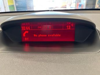 VAUXHALL MOKKA 1.4i Turbo SE SUV 5 Door Petrol Automatic White 2WD Euro 6 