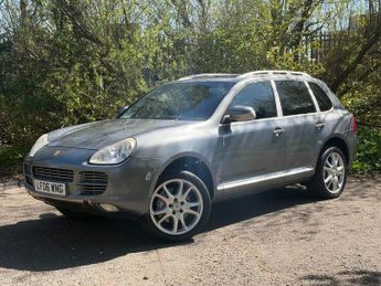 PORSCHE CAYENNE 4.5 S SUV 5dr Petrol Tiptronic S AWD (361 g/km, 340 bhp)