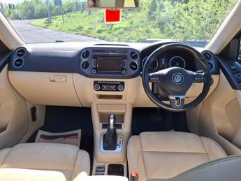 VOLKSWAGEN TIGUAN 2.0 TDI BlueMotion Tech SE SUV 5dr Diesel DSG 4WD Euro 5 (s/s) (