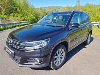 VOLKSWAGEN TIGUAN 2.0 TDI BlueMotion Tech SE SUV 5dr Diesel DSG 4WD Euro 5 (s/s) (
