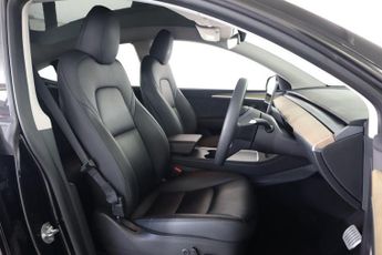 TESLA MODEL Y (Dual Motor) Performance Auto 4WDE 5dr