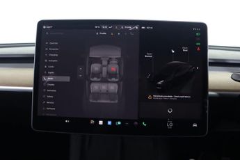 TESLA MODEL Y (Dual Motor) Performance Auto 4WDE 5dr