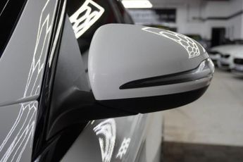 MERCEDES-BENZ C-CLASS 2.1 C220d AMG Line Estate 5dr Diesel G-Tronic+ 4MATIC Euro 6 (s/