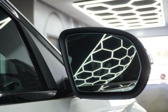 MERCEDES-BENZ C-CLASS 2.1 C220d AMG Line Estate 5dr Diesel G-Tronic+ 4MATIC Euro 6 (s/