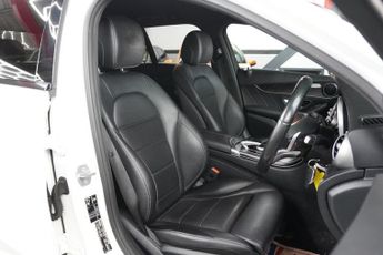 MERCEDES-BENZ C-CLASS 2.1 C220d AMG Line Estate 5dr Diesel G-Tronic+ 4MATIC Euro 6 (s/