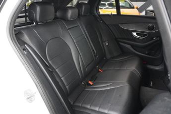 MERCEDES-BENZ C-CLASS 2.1 C220d AMG Line Estate 5dr Diesel G-Tronic+ 4MATIC Euro 6 (s/