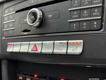 MERCEDES-BENZ E-CLASS 2.1 E220 BlueTEC AMG Night Edition (Premium) Saloon 4dr Diesel G