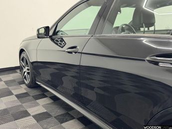 MERCEDES-BENZ E-CLASS 2.1 E220 BlueTEC AMG Night Edition (Premium) Saloon 4dr Diesel G