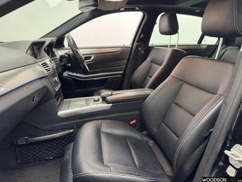 MERCEDES-BENZ E-CLASS 2.1 E220 BlueTEC AMG Night Edition (Premium) Saloon 4dr Diesel G