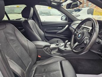 BMW 3 SERIES AUTOMATIC 2.0 320i M Sport Saloon 4dr Petrol Auto xDrive Euro 6 
