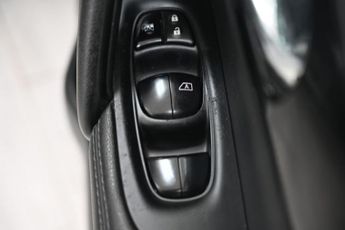 NISSAN QASHQAI 1.5 dCi Tekna SUV 5dr Diesel Manual 2WD Euro 6 (s/s) (110 ps)