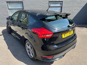 FORD FOCUS 2.0 TDCi ST-2 Hatchback 5dr Diesel Manual Euro 6 (s/s) (185 ps)