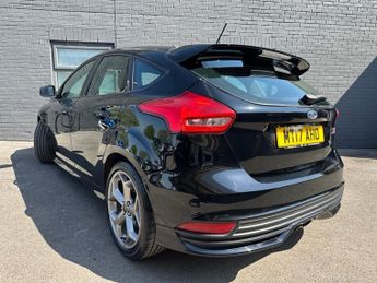 FORD FOCUS 2.0 TDCi ST-2 Hatchback 5dr Diesel Manual Euro 6 (s/s) (185 ps)