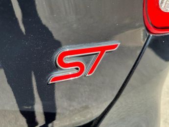 FORD FOCUS 2.0 TDCi ST-2 Hatchback 5dr Diesel Manual Euro 6 (s/s) (185 ps)