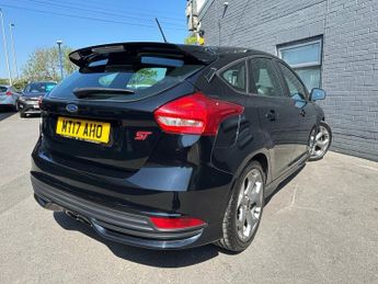 FORD FOCUS 2.0 TDCi ST-2 Hatchback 5dr Diesel Manual Euro 6 (s/s) (185 ps)