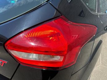 FORD FOCUS 2.0 TDCi ST-2 Hatchback 5dr Diesel Manual Euro 6 (s/s) (185 ps)