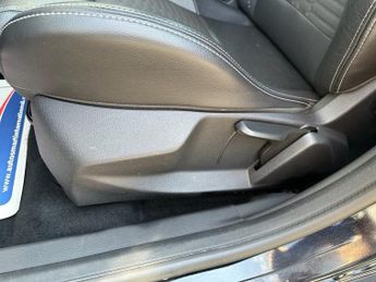 FORD FOCUS 2.0 TDCi ST-2 Hatchback 5dr Diesel Manual Euro 6 (s/s) (185 ps)