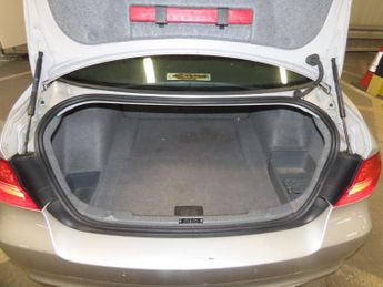 BMW 3 SERIES 2.0 320d ED EfficientDynamics Saloon 4dr Diesel Manual Euro 5 (s