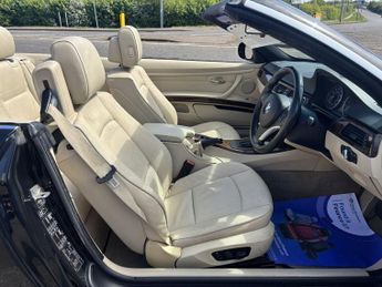 BMW 3 SERIES 2.0 320d SE Convertible 2dr Diesel Steptronic Euro 5 (184 ps)