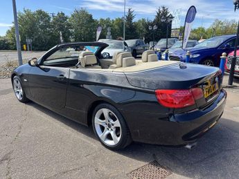 BMW 3 SERIES 2.0 320d SE Convertible 2dr Diesel Steptronic Euro 5 (184 ps)