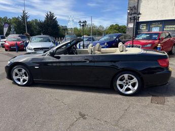 BMW 3 SERIES 2.0 320d SE Convertible 2dr Diesel Steptronic Euro 5 (184 ps)