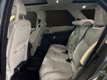 LAND ROVER DISCOVERY 3.0 TD V6 HSE SUV 5dr Diesel Auto 4WD Euro 6 (s/s) (258 ps)