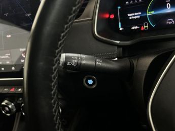 RENAULT ZOE R135 EV50 52kWh GT Line + Hatchback 5dr Electric Auto (Rapid Cha