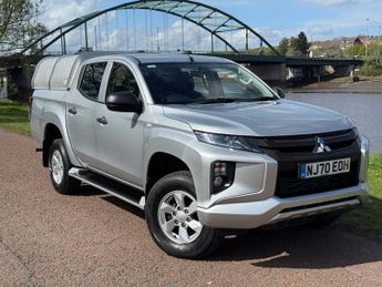 Mitsubishi L200 2.2 DI-D DC 4Life Pickup Double Cab 4dr Diesel Manual 4WD Euro 6