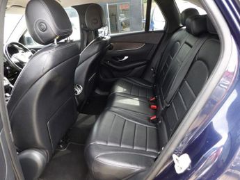 MERCEDES-BENZ GLC 2.1 GLC250d Sport SUV 5dr Diesel G-Tronic 4MATIC Euro 6 (s/s) (2