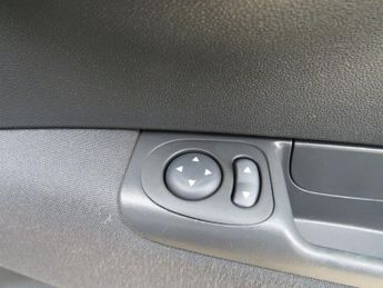 FIAT 500 1.2 Pop Hatchback 3dr Petrol Auto Euro 4 (69 bhp)