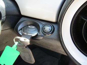 MINI HATCH 1.6 Cooper Hatchback 3dr Petrol Manual Euro 5 (s/s) (122 ps)