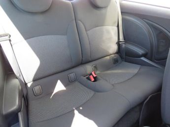 MINI HATCH 1.6 Cooper Hatchback 3dr Petrol Manual Euro 5 (s/s) (122 ps)