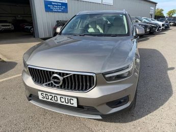 VOLVO XC40 2.0 T4 Inscription SUV 5dr Petrol Auto AWD Euro 6 (s/s) (190 ps)