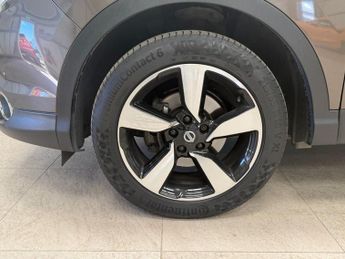 NISSAN QASHQAI 1.2 DIG-T N-Connecta SUV 5dr Petrol XTRON 2WD Euro 6 (s/s) (115 