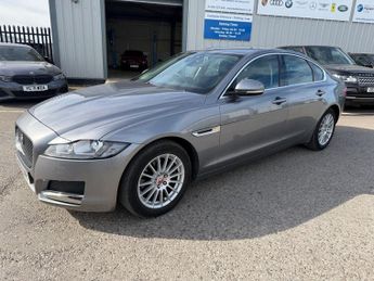 Jaguar XF 2.0d Prestige Saloon 4dr Diesel Manual Euro 6 (s/s) (163 ps)