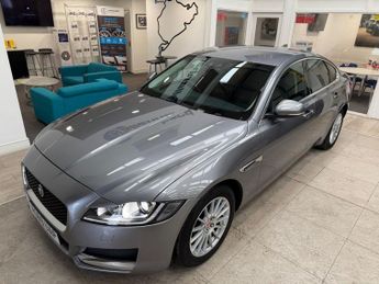 JAGUAR XF 2.0d Prestige Saloon 4dr Diesel Manual Euro 6 (s/s) (163 ps)