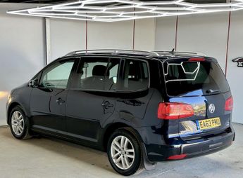 VOLKSWAGEN TOURAN 1.6 TDI BlueMotion Tech SE MPV 5dr Diesel DSG Euro 5 (s/s) (105 