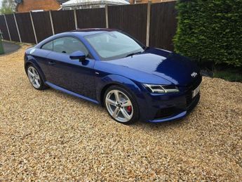 Audi TT 2.0 TFSI S line Coupe 3dr Petrol S Tronic quattro Euro 6 (s/s) (