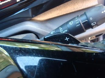 PEUGEOT 308 SW 1.2 PureTech Allure Premium Estate 5dr Petrol EAT Euro 6 (s/s) (