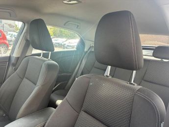 HONDA CIVIC 1.6 i-DTEC SE Plus (Navi) Hatchback 5dr Diesel Manual Euro 5 (s/