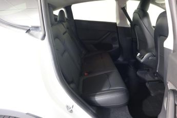 TESLA MODEL Y (Dual Motor) Long Range Auto 4WDE 5dr