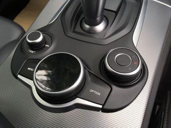 ALFA ROMEO STELVIO 2.0 TB MILANO EDIZIONE 5d 277 BHP